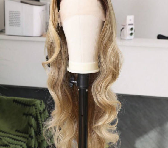 Beyonce Bombshell Wig(human blend)